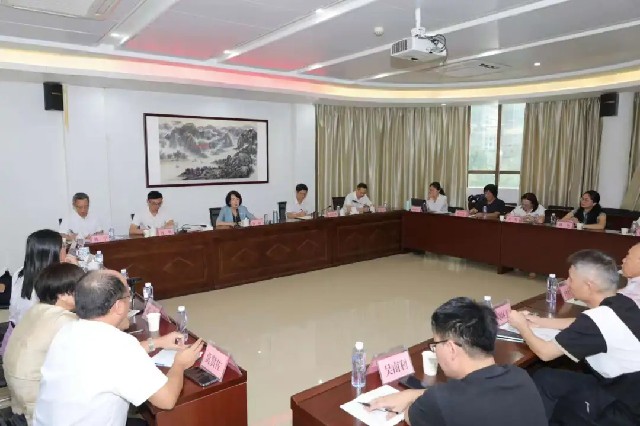 省作協調研組赴湛江調研文學工作 推動打造“心靈港灣”“文學港灣”“人才港灣”