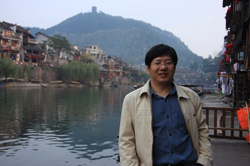 賀仲明2.jpg