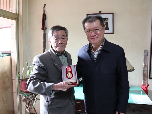 慰問張永枚.JPG