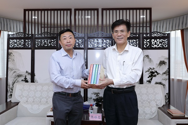 奮斗與輝煌.jpg